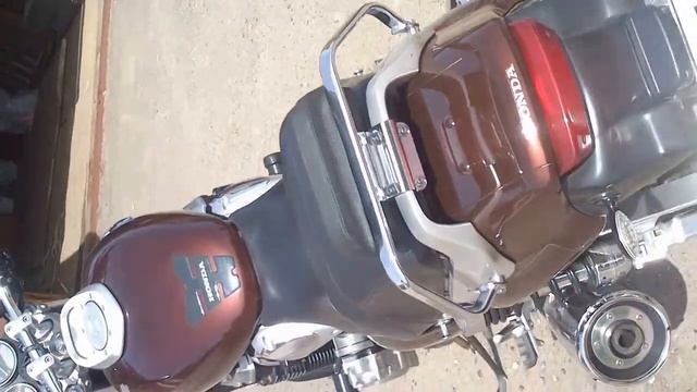 Мотоцикл Honda CB 1300 смотреть онлайн