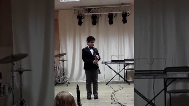 Menuet Nikolas Lebegue.Прелюдия С.Франк . смотреть онлайн