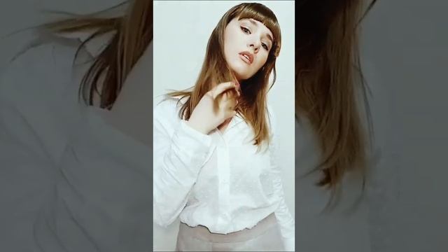 С челкой или без? #челка смотреть онлайн