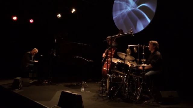 Daniel Karlsson Trio