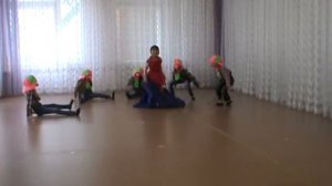 Танец клоунов