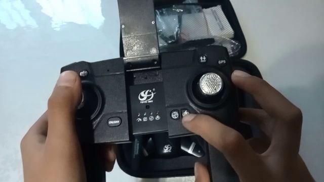 обзор квадрокоптера S167 TOYS-SKY смотреть онлайн