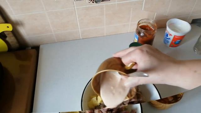 Картошка с мясом и грибами в духовке. Всё просто, как всегда! смотреть онлайн