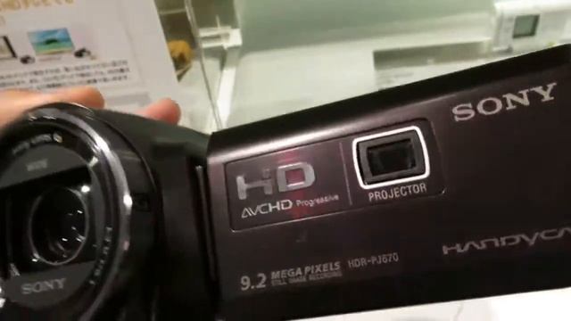 SONY HDR-PJ670の外観はこんな感じ[exterior,レビュー,review,ソニー,video,camera,camcorder] смотреть онлайн