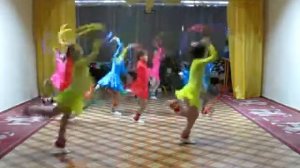 СПОРТИВНАЯ ТАНЦЕВАЛЬНАЯ  КОМПОЗИЦИЯ  СЧАСТЛИВОЕ ДЕТСТВО АНСАМБЛЬ "КНОПОЧКИ"