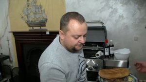 Жарим мясо в керамическом гриле Kamado Joe
