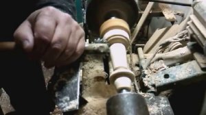 Изготовление деревянного подсвечника со спиральной ножкой.