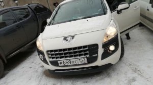 Активация включения ПТФ при повороте руля Peugeot 3008