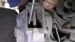 Замена задних тормозных колодок Opel Vectra B