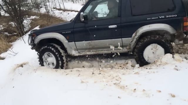 pajero 3.0 v6 VS pajero 3.5 v6 смотреть онлайн