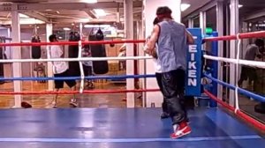 edwin valero y sendai tanaka 2/5