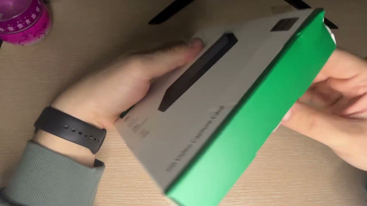 Небольшая распаковка карты видеозахвата UGREEN и картридера UGREEN смотреть онлайн