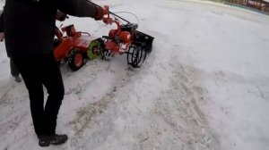 СНЕГ НЕ ПРОБЛЕМА !!! Мотоблок Агат (Салют) с навесным оборудованием щетка, отвал.