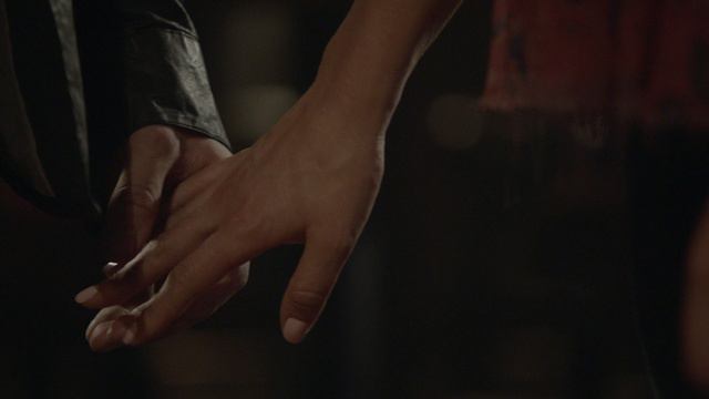 Древние 2 сезон 4 серия «Живи и дай умереть» (сериал, 2013 – 2018)