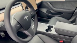 ОГЛЯД TESLA MODEL 3 2022 - в чому відмінність від Tesla Model 3 2018?