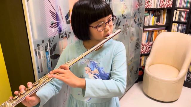 ABRSM Grade 4 Flute Exam B3 Z Eriko na igrišču смотреть онлайн