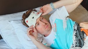 Илья и Картонка ищут Санта Клауса, который разносит подарки на Рождество