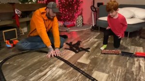 MECHANICAL AGE TRAIN SET REVIEW // ALECS FIRST TRAIN