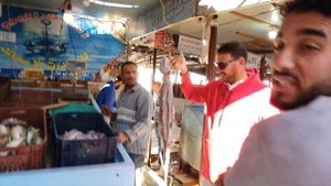 Hurghada Marina Хургада Марина рыбный рынок и рыбный ресторан.