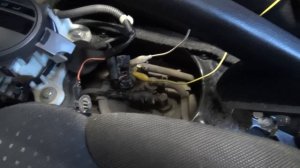 Диагностика Хонда Фит: периодически не реагирует на газ.