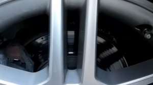 стук при повороте руля