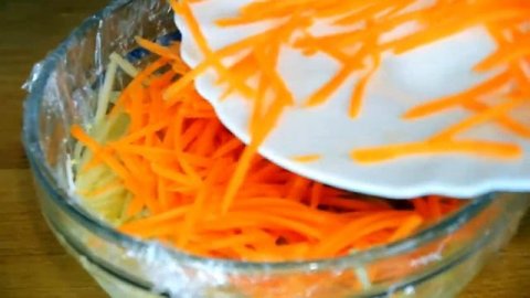 САЛАТ,который ешь и не можешь остановиться! Объедение!Французский Салат