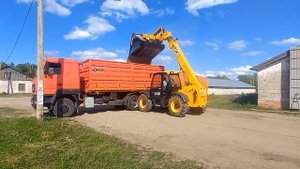 Сезон 2023.Готовим комбайны и грузим зерно на погрузчике JSB.