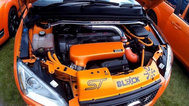 ford focus st 225 2016 simply ford show st electric orange walk round. смотреть онлайн