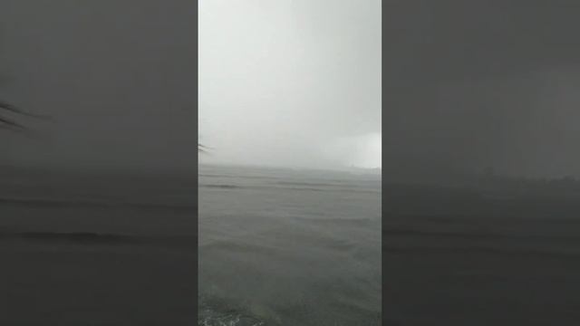 Thunderstorm at sea with Heavy Rains | Thunderstorm sound | Wind Sound #thunderstorm #rain #dadar