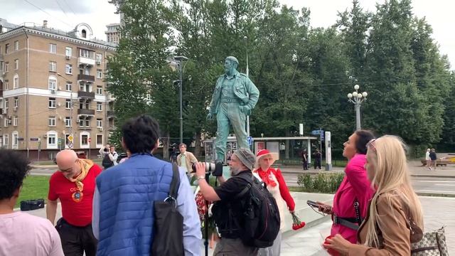 ДЕНЬ РОЖДЕНИЯ ФИДЕЛЯ КАСТРО МОСКВА НОВОПЕСЧАНАЯ УЛИЦА