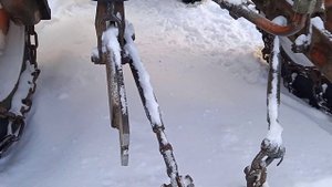 Т 25. Сломал продольную тягу навески.