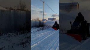 Чистка снега минитрактором с задненавесным шнекоро
