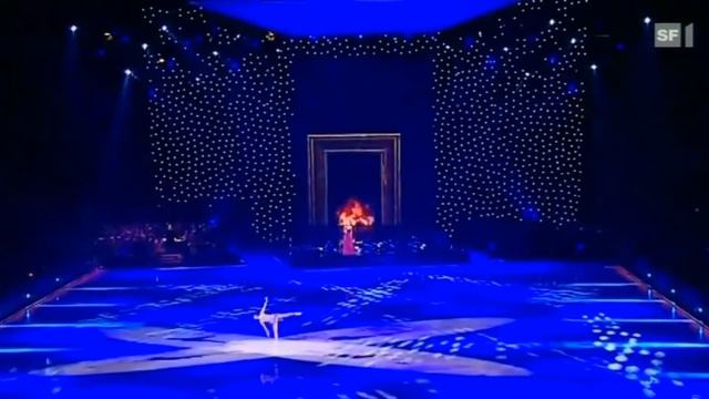 SHIZUKA ARAKAWA - "Who wants to Live Forever" (by Katherine Jenkins) смотреть онлайн