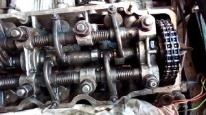 3317 двигатель ,пуск после капиталки ,нет давления масла Часть 7.mp4