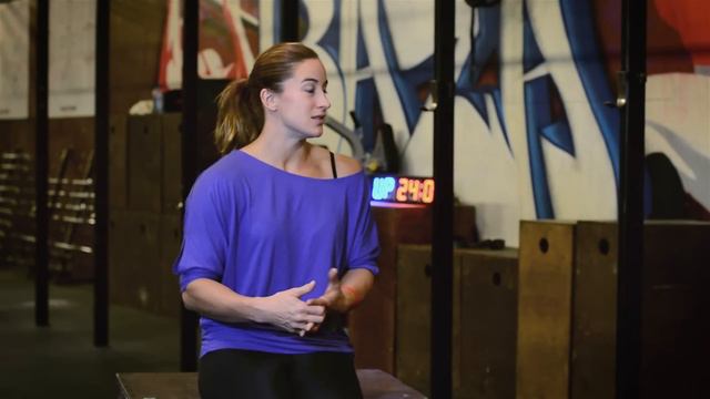 Интервью с Дженн Джонс (Jenn Jones) в Reebok CrossFit BAZA смотреть онлайн