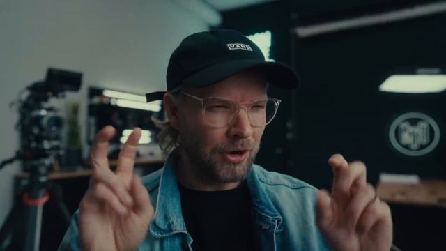 AI Tools in A Camera? Insta360 Ace Pro смотреть онлайн