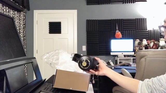 AKG K240 - Studio Standard Headphones - Affordable and Reliable - Great for Mixing - Monitoring смотреть онлайн