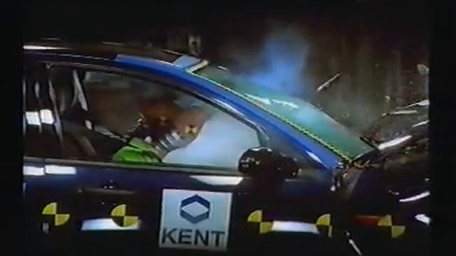 Замена лобового (ветрового) стекла клей Screenfix.mpg смотреть онлайн