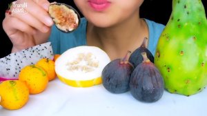 FRUIT ASMR: ASMR TEJOCOTE, FIGS, CACTUS FRUIT, GOLDEN MELON AND DRAGON FRUIT EATING SOUNDS | TracyN