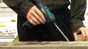 Обзор шуруповерт против ударного винтоверта, Makita DF030 vs Makita TD090