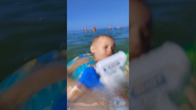 Настоящий водяной в черном море завелся