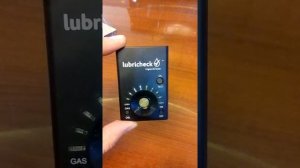 Тестер для быстрой проверки отработанного моторного масла