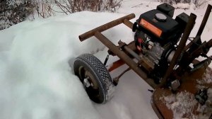 Самодельный минитрактор на цепях по снегу