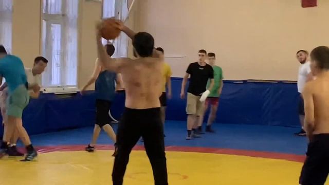 БОРЬБА РАЗМИНКА БАСКЕТБОЛ СТАРШИЕ смотреть онлайн