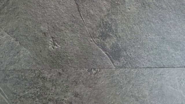 Обзор виниловой плитки Quick Step (Квик Степ) Сланец черный 40035 смотреть онлайн