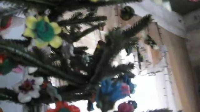 013 Новогодняя елка - бижутерная подставка смотреть онлайн