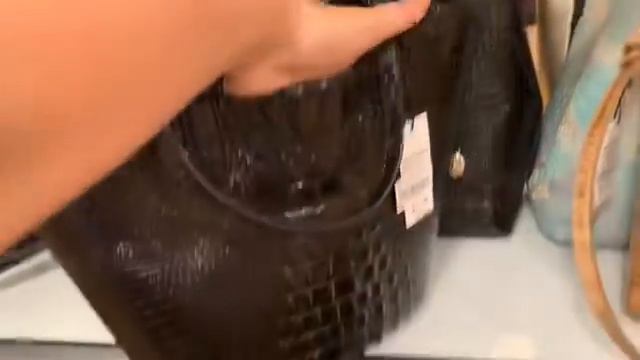 Y177 Цвет пекан - PECAN у БРАМИН - BRAHMIN со скидками. смотреть онлайн