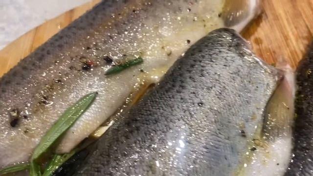 Форель на угольном гриле ?????????? #кулинария #еда #grill #гриль#рецепты#food