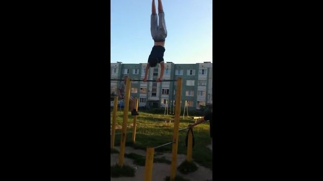 Турникмен порвал суставы этот хруст смотреть онлайн