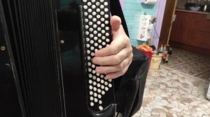 баян Юпитер с самым лучшим аккордом!Будет скоро как новый,после полной профилактики!!!